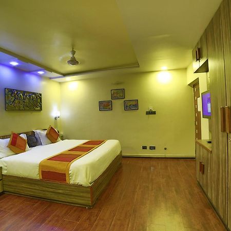 Shaleen Elegance Homestay Nakki Lake 400 Meters Mount Âbû Extérieur photo